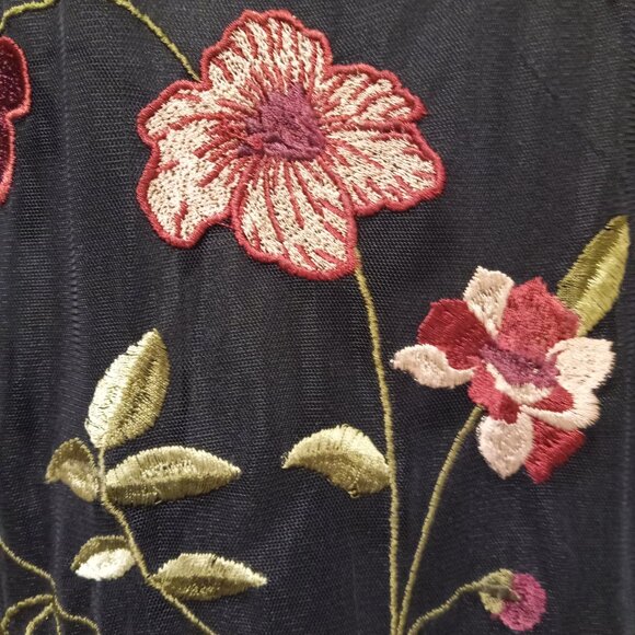 Charter Club Embroidered Flowers Mesh Overlay Black Blouse Top sz S - Picture 6 of 8